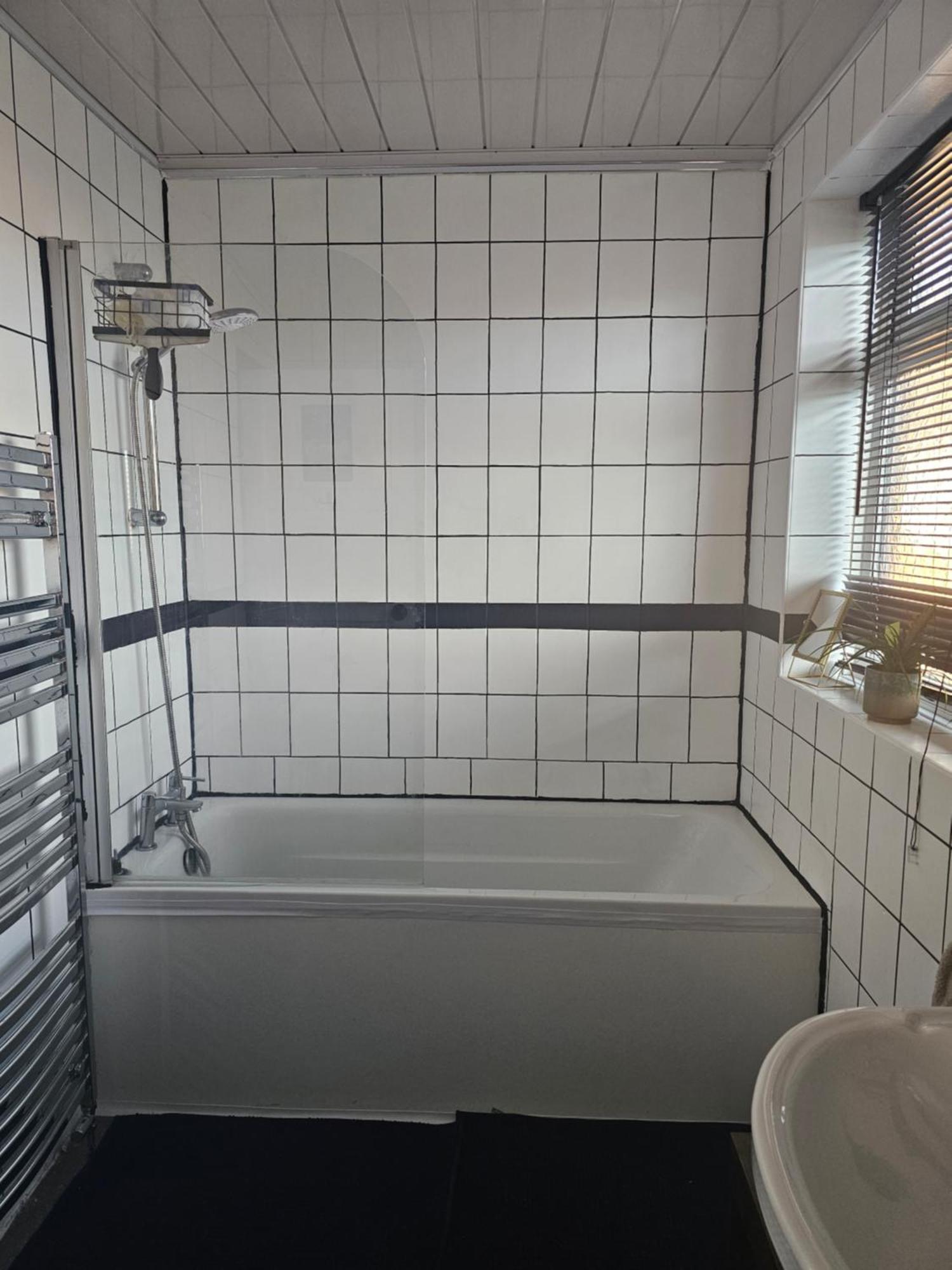 Double Bedroom Located Close To Manchester Airport Wythenshawe Εξωτερικό φωτογραφία